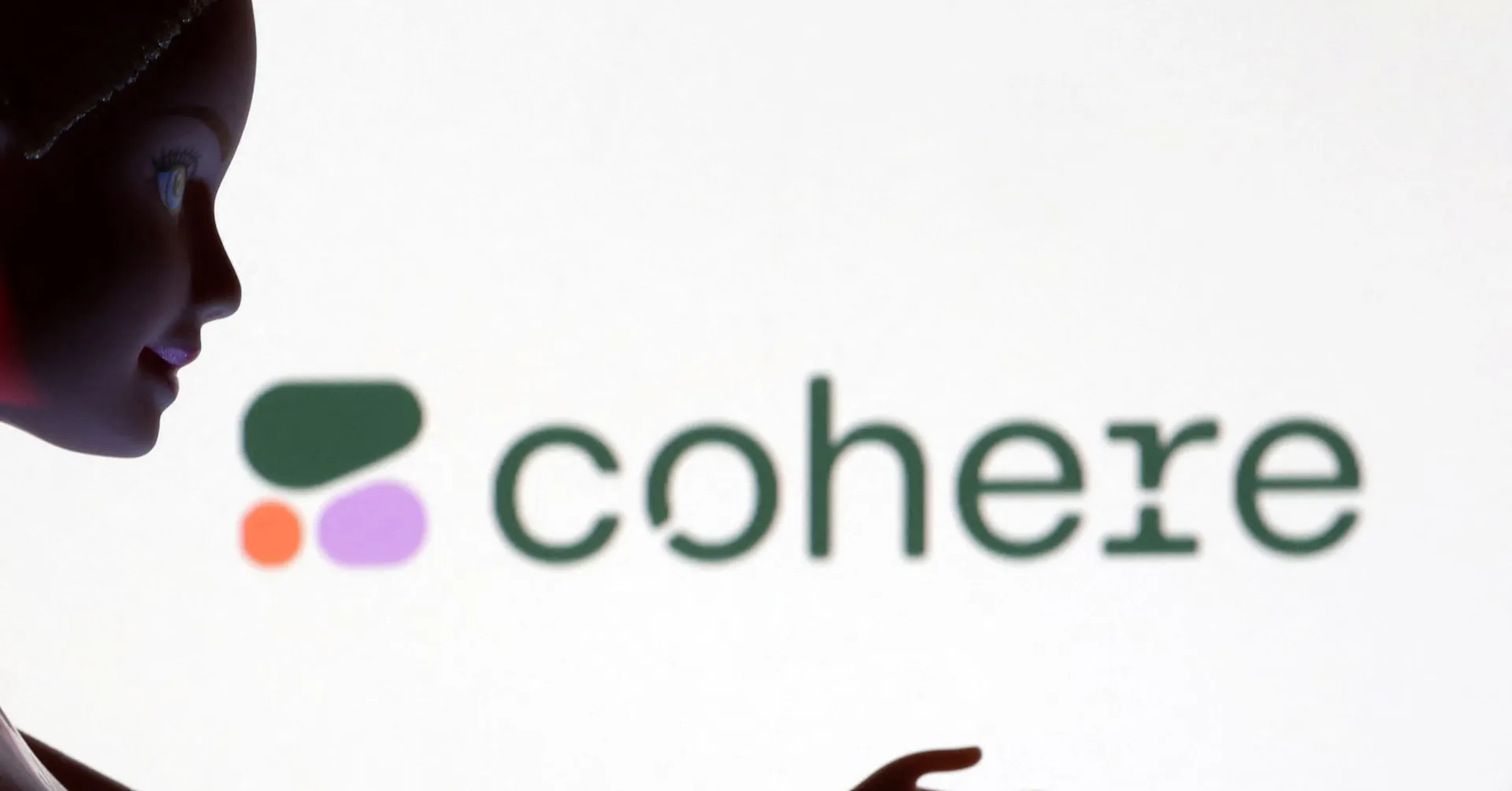 Cohere открыла агентную модель Command A+ под Apache 2.0