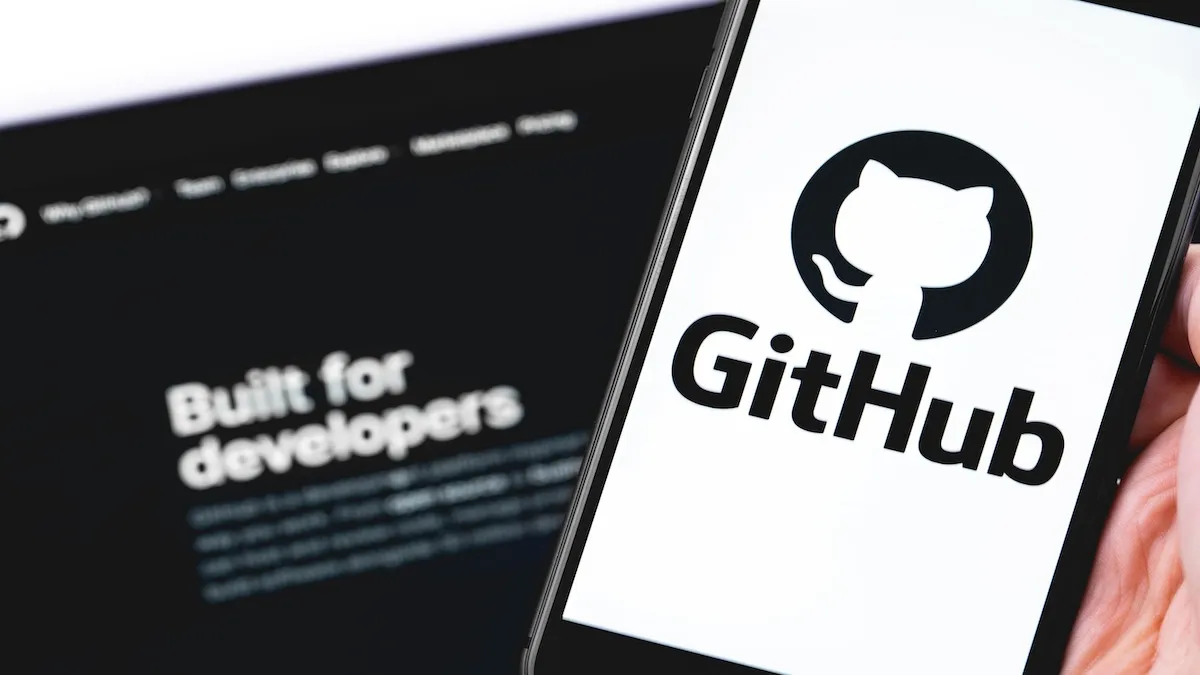 GitHub-репозитории заразили через «автоматические» коммиты: что показала атака Megalodon