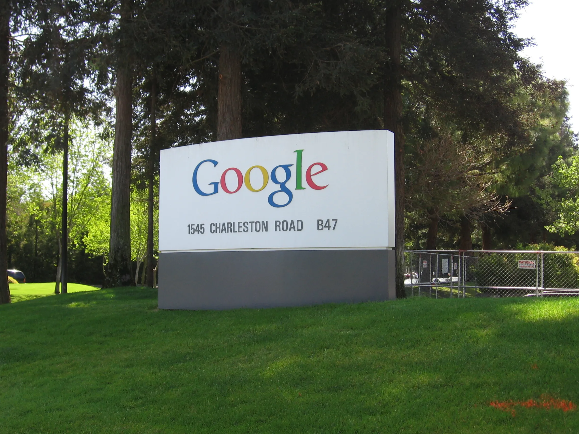 Google kaebas kohtusse võrgustiku, mis muutis Gemini andmepüügitehaseks