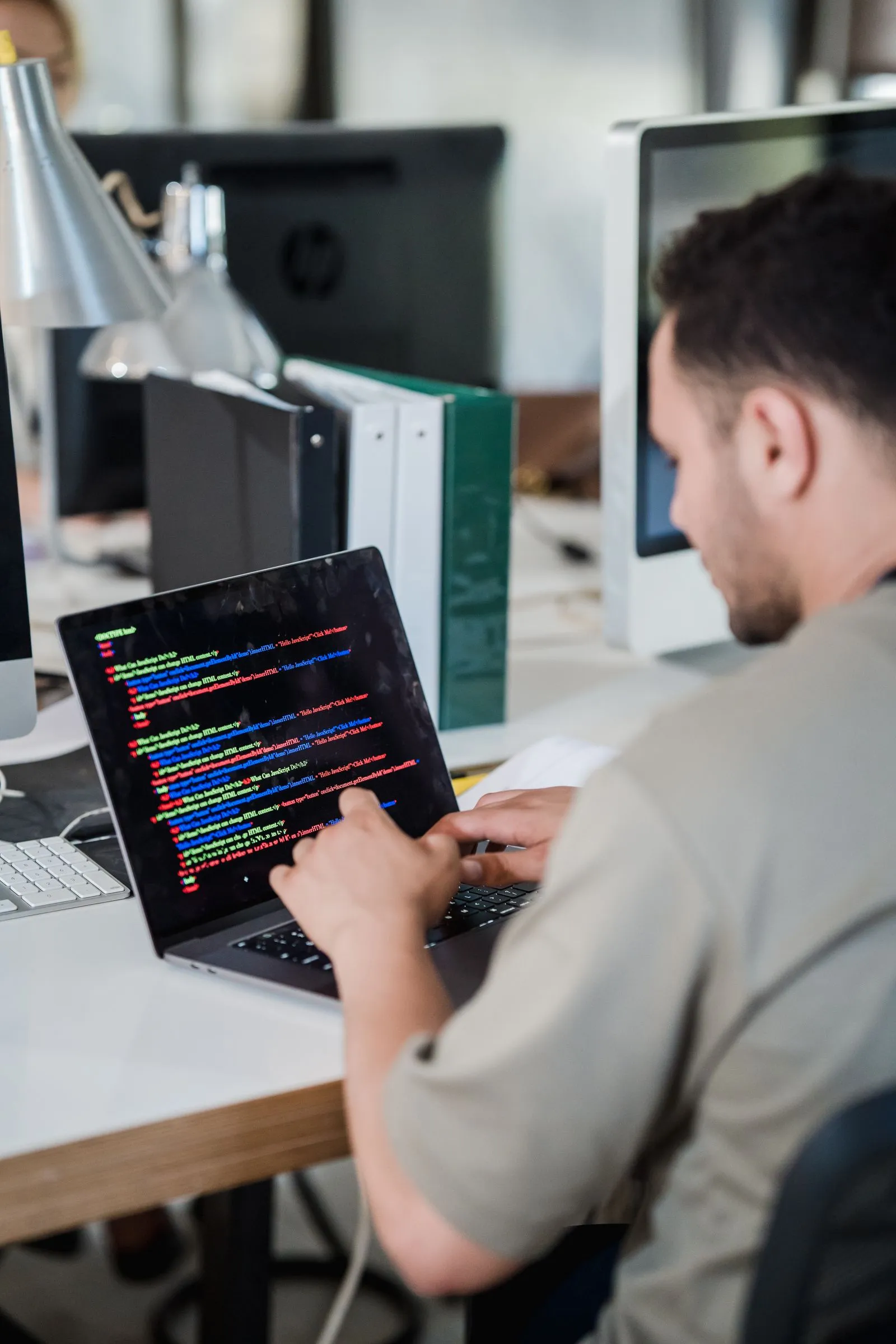 Codex выходит из IDE: AI-агенты OpenAI заходят в офисную работу