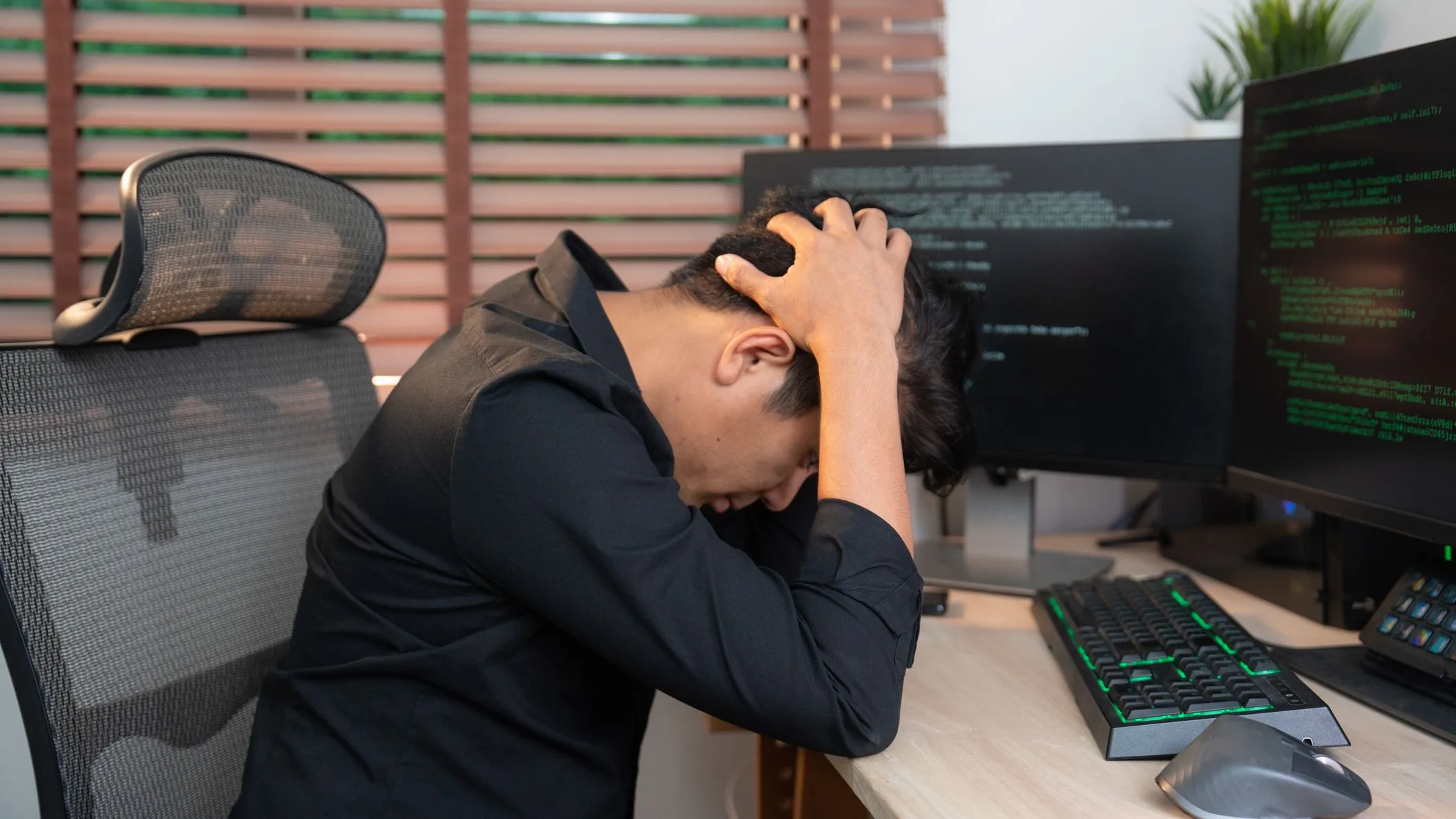 Чинил тест, удалил прод: как AI-агент Cursor снёс базу PocketOS за 9 секунд